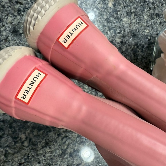 Hunter Kids Light Pink Boots - Picture 3 of 5